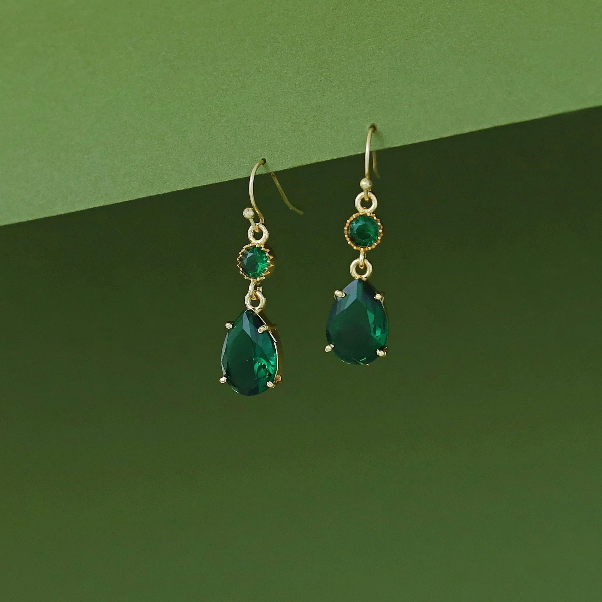 Golden Glossy Stone Drop - Image 4